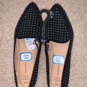 Black Studded Flats -- 7.5